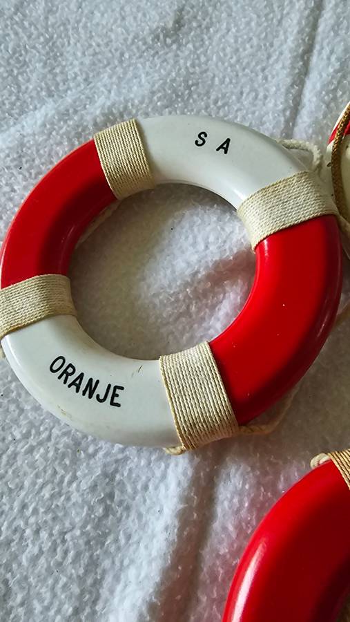 3 PIECE HARBOUR COLLECTABLES