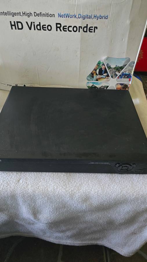 16 CHANNEL DVR INCL.POWER SUPPLY AND MOUSE