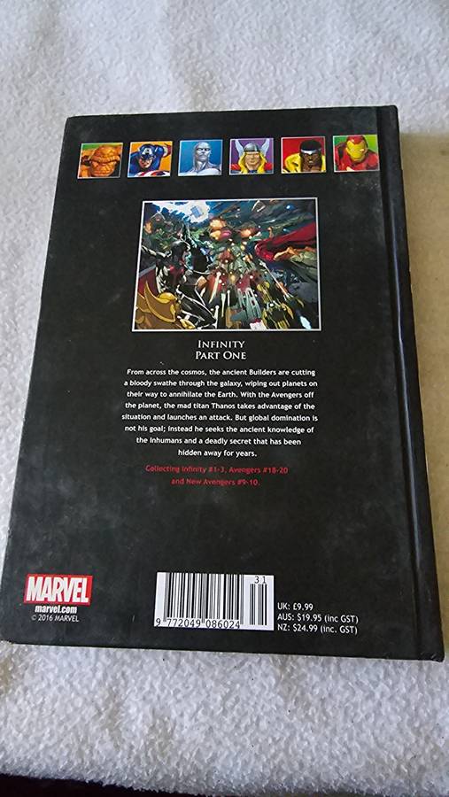 5 X MARVEL SUPERHEROES HARDCOVER COMICS