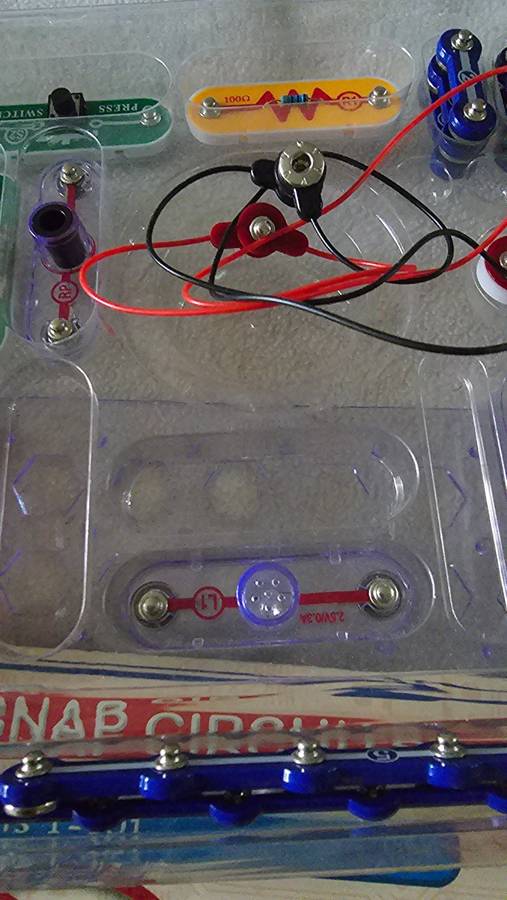 ELECTRONIC SNAP CIRCUIT JNR(BUILD OVER 100 EXCITING PROJECT ( BY ELENCO