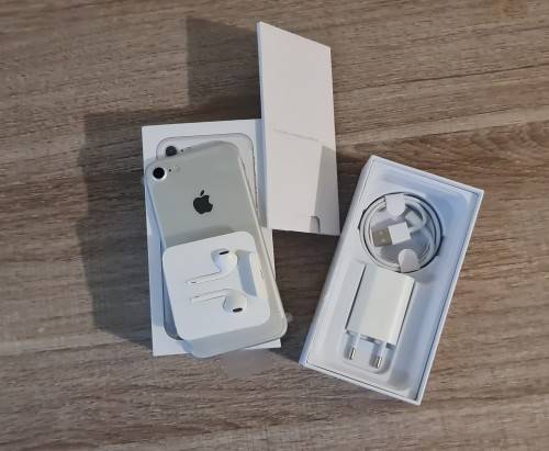 Apple iPhone 7 - Silver - New Condition