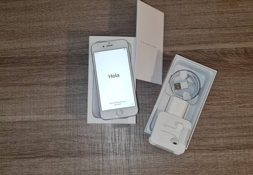 Apple iPhone 7 - Silver - New Condition