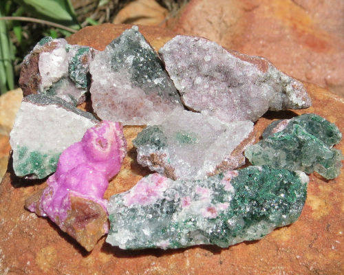Cobaltoan Calcite, Malachite & Quartz crystal lot - 8 pcs - Congo - Ice Cream QuartzSpecimen Lot