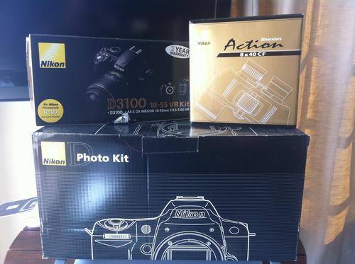 Nikon D3100 Bundle