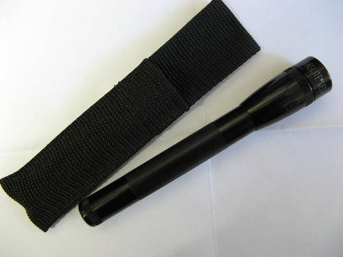 LED Mini Maglite - AA cells - with holster
