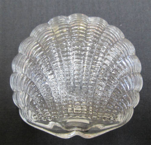 Shell Shaped Glass Trinket Box