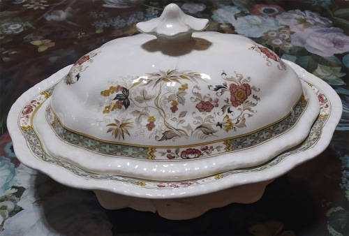 Adams Member of Wedgwood Group `Jeddo Pattern`  English Ironstone Vegetable Dish with Loose Lid