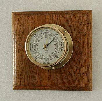 SHIPS TYPE BRASS-OAK WALL ANEROID BAROMETER "ENBEECO" MADE IN ENGLAND,WORKING