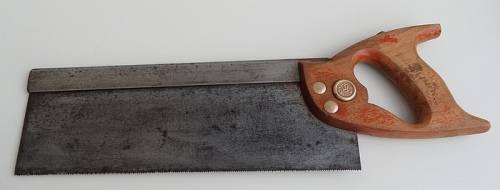SPEAR & JACKSON BACK SAW  TOTAL LENGTH 43 cm WITH ETCHING AND MEDALLION VERY GOOD CONDITION
