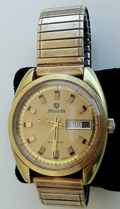 NIVADA  AUTOMATIC WATCH  DAY DATE GOLD PLATED CASE G 20 WORKING  SWISS MADE CA 1968/70's