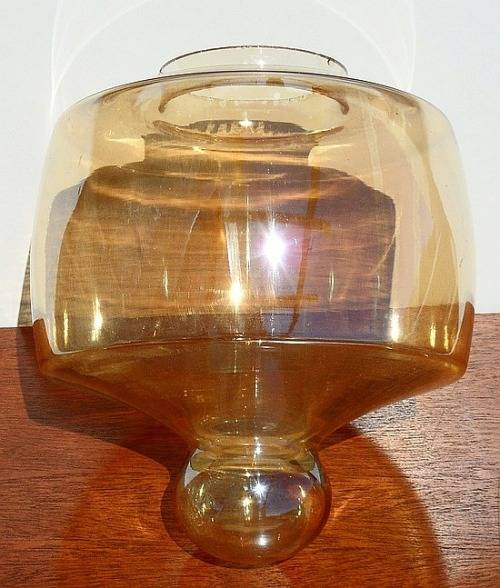 VINTAGE AMBER GLASS LAMPSHADE 196070