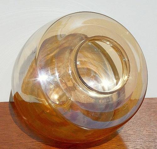 VINTAGE AMBER GLASS LAMPSHADE 196070