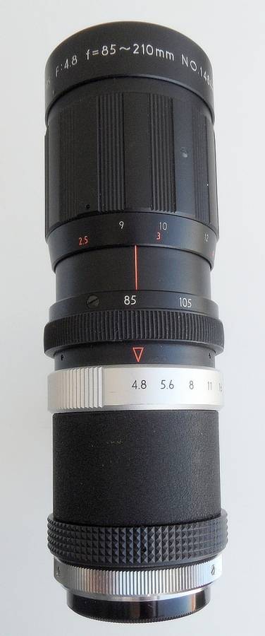 SUN HI-TELE ZOOM 85-210/ 4.8  M 42 SCREWMOUNT WITH TRIGGER GRIP