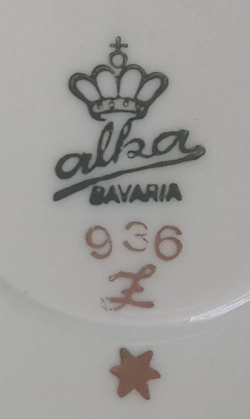 *RARE* Bavarian "Alka" Demitasse Set