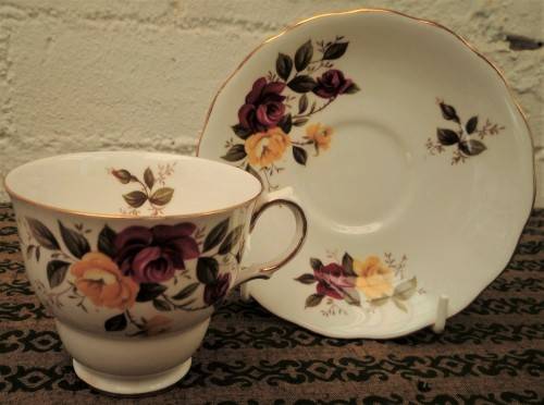 Crown Essex "Richmond Rose" Tea Duo
