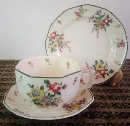 Royal Doulton "Old Leeds Sprays" Breakfast Trio
