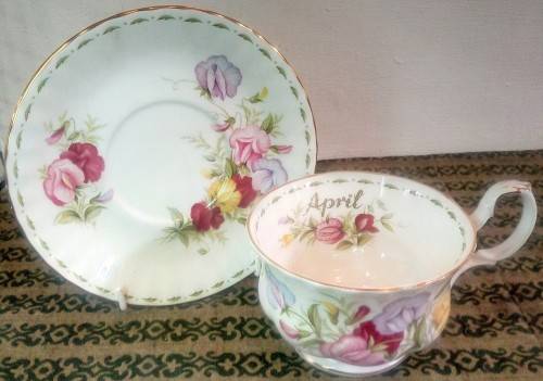 Royal Albert "Sweat Pea" Breakfast Duo (Flower of the Month: April)