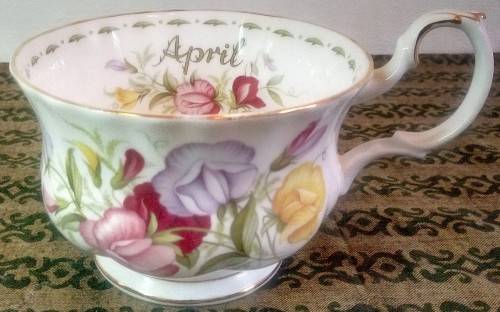 Royal Albert "Sweat Pea" Breakfast Duo (Flower of the Month: April)