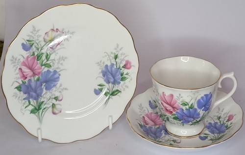 Royal Albert `Sweet Pea` (Friendship Series) Trio *RARE* (4 available)