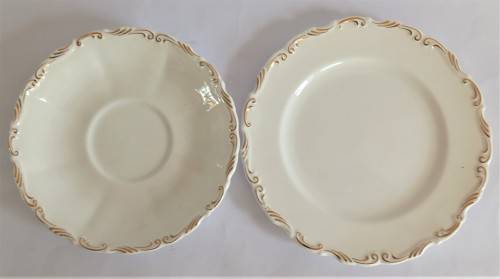 Royal Albert `Orleans` Trio (4 available)