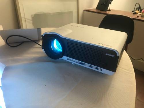 Sinotech LED projector SPJ-86C