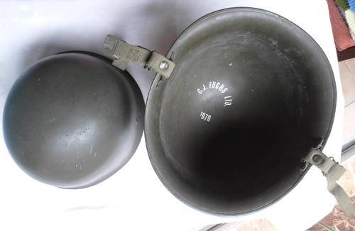 STAALDAK MADE BY FUCHS & DATED 1970-COMPLETE WITH MOSDOP & CHIN STRAP