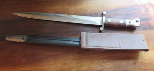 BRITISH 1888 MK2 BAYONET FOR THE LONG LEE ENFIELD RIFLE-COMES WITH SCABBARD & LEATHER FROG-TOTAL LEN