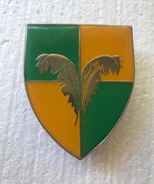 GROUP 4 HQ-SMALL FEATHERS TYPE FLASH- 3 PINS- ORIGINAL