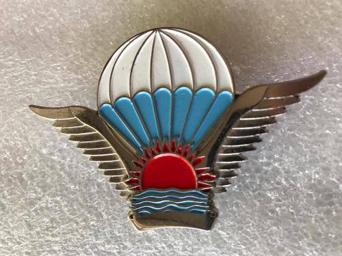 MALAWI PARACHUTE WING-QUALIFIED IN SILVER FOR NCO'S-ISSUED MARCH 1995- 3 PINS