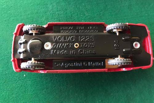 DINKY TOYS -DIE CAST MODEL-VOLVO 122S- SCALE 1:43-CONDITION MINT NEW-BOXED & SOLD WITH 13 PAGE BOOKL