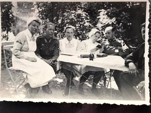 SELECTION OF GERMAN WW2 ORIGINAL PHOTOS- 6 IN TOTAL