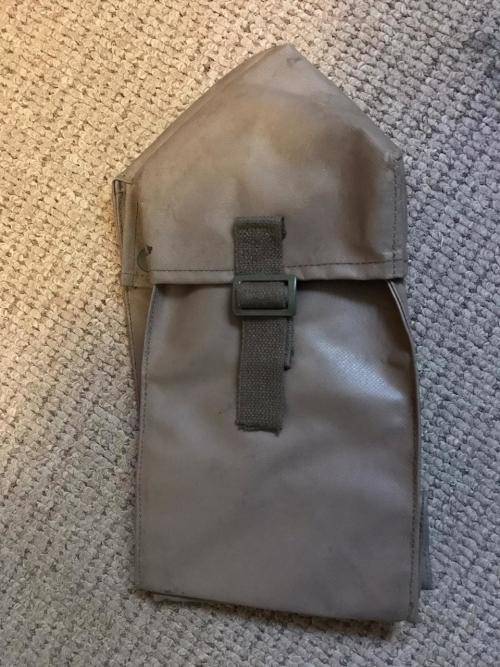 SADF BORDER WAR PERIOD,GAS MASK BAG-NYLON TYPE-MEASURES 32X 17 CM
