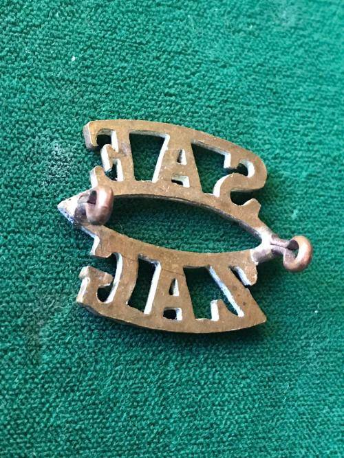 SA ENGINEERS BRASS SHOULDER TITLE-WORN 1922 -1926- 2 LUGS