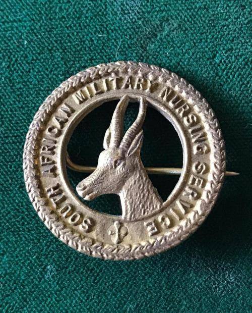 SA MILITARY NURSING SERVICES CAP BADGE-WORN 1915-1939-BRASS STICK PIN