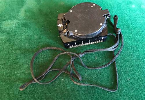 RECCE ISSUE COMPASS-ORIGINAL- PERFECT WORKING CONDITION