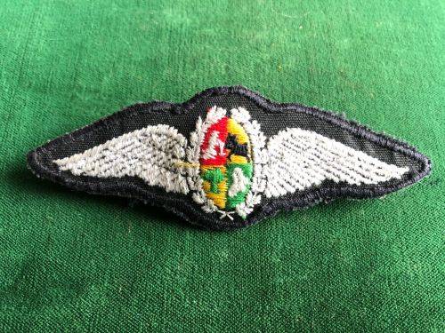 SAAF PILOTS WING-WORN 1970`S-1980`S-PADDED WITH 2 PINS