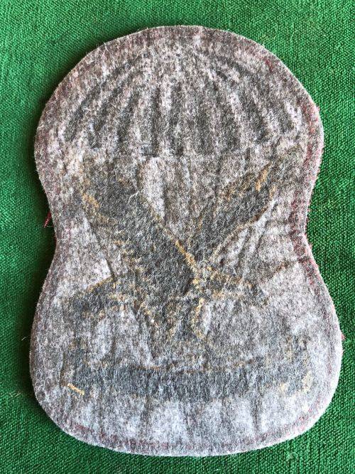 1 PARACHUTE BATTALION TRACKSUIT BADGE