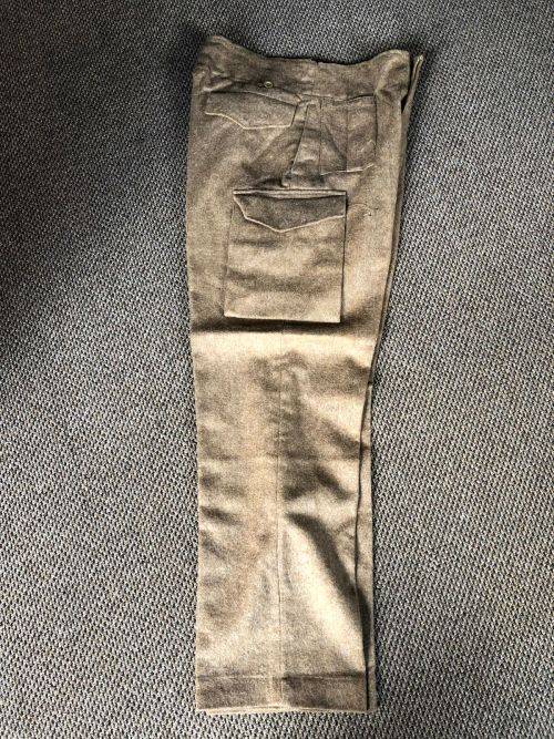 SA ARMY VINTAGE WOOL TROUSERS-SIZE 32 -PIPE LENGTH 78 CM- 1950`S-60`S