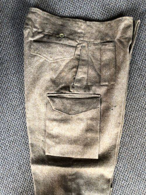 SA ARMY VINTAGE WOOL TROUSERS-SIZE 32 -PIPE LENGTH 78 CM- 1950`S-60`S