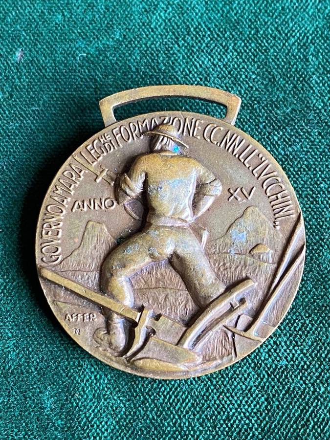 ITALIAN WW2,FASCIST,COLONIAL MERIT MEDAL-DIAMETER 38 MM