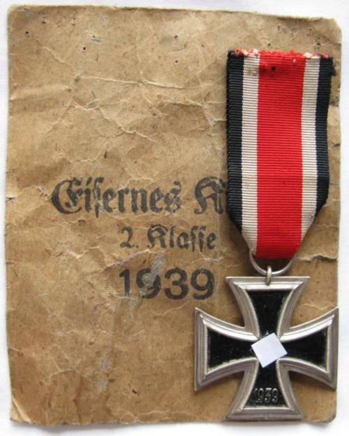 GERMAN WW2 IRON CROSS, 2ND CLASS - ORIGINAL.