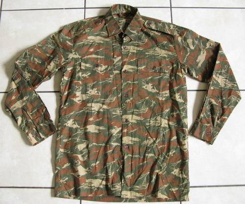 KOEVOET CAMO LONG SLEEVE SHIRT LABELLED.  SIZE MEDUIM