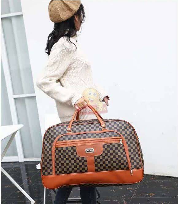 Large Travel Duffel Bag, 1 Compartment, 2 Front Pockets, Removable strap, Size: 54*33*20 cm -