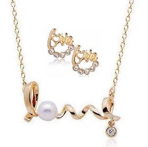 Elegant 18K Gold Plated Austrian Crystal Love Juwellery Set