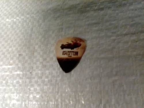 Iconic Music Band "Led-Zeppelin"Guitar String Picker