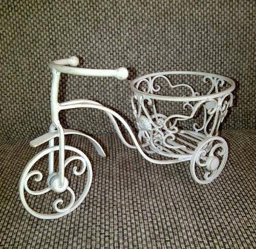 Decorative Ornamental Cast Iron Tri-Cycle with Basket (Postage R60)