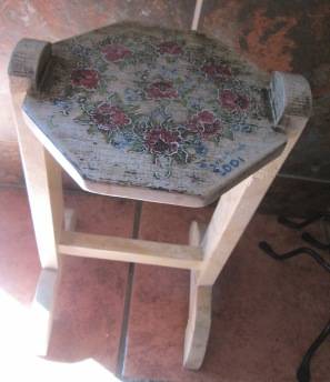 Flower Decorated Small Wooden Multi Purpose Stand