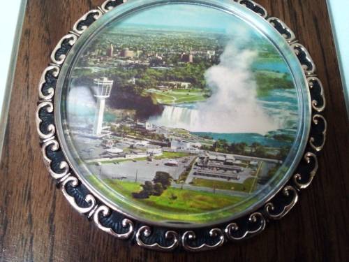 Vintage Niagra Falls Canada Souvenir Wall Hanging