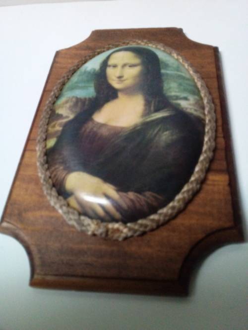 Vintage Oval Mona Lisa Print on Wood Backing