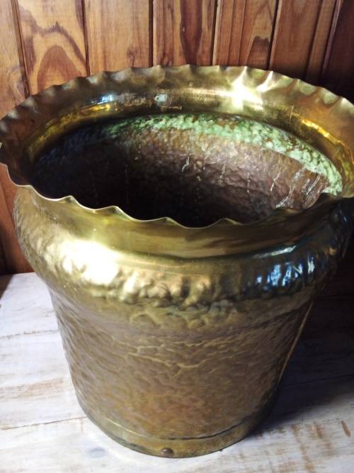 Good Size Brass Plate Planter